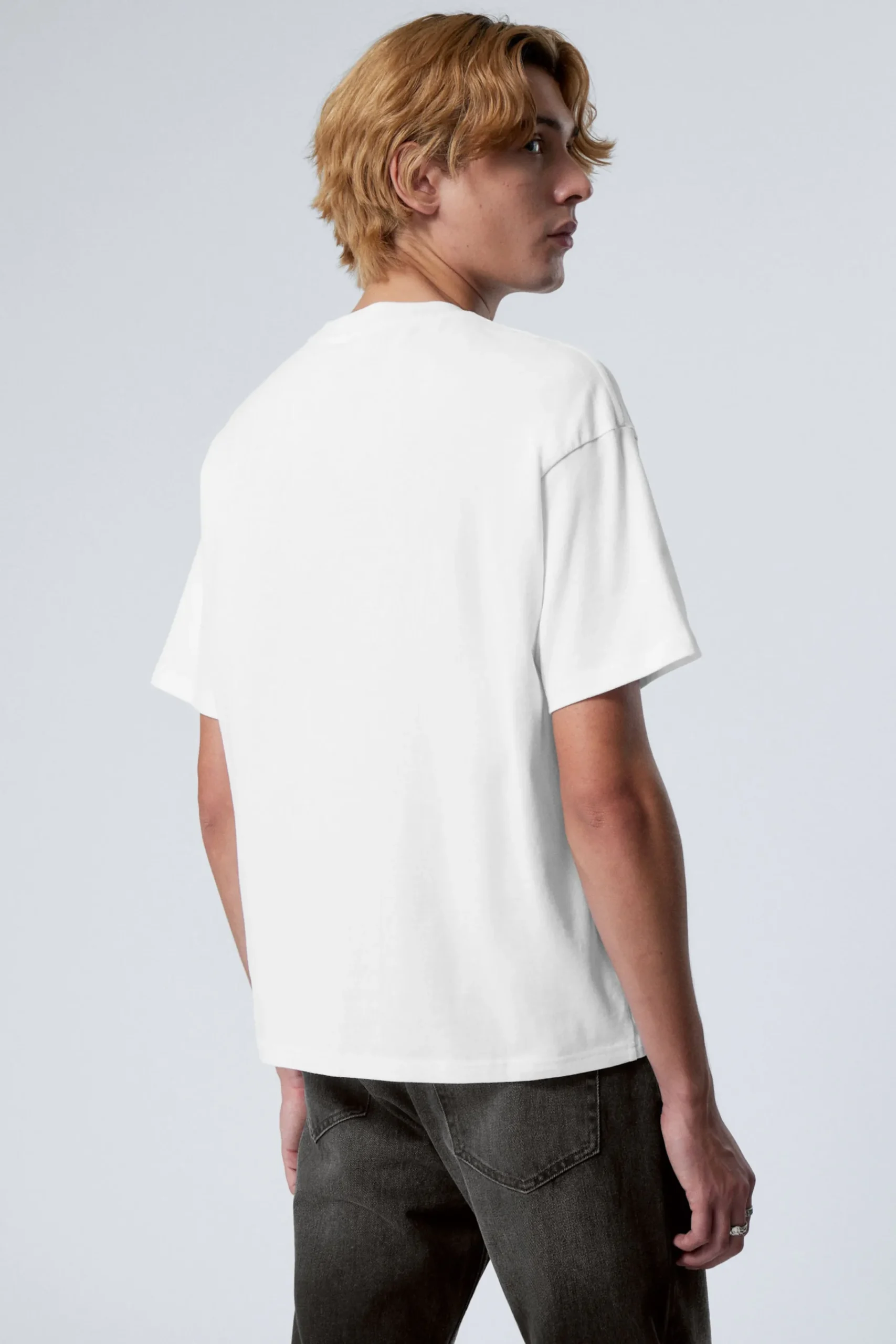 boxig_tshirt_2-2.webp Weekday Basplagg | T-Shirtar & Toppar<BOXIG T-SHIRT