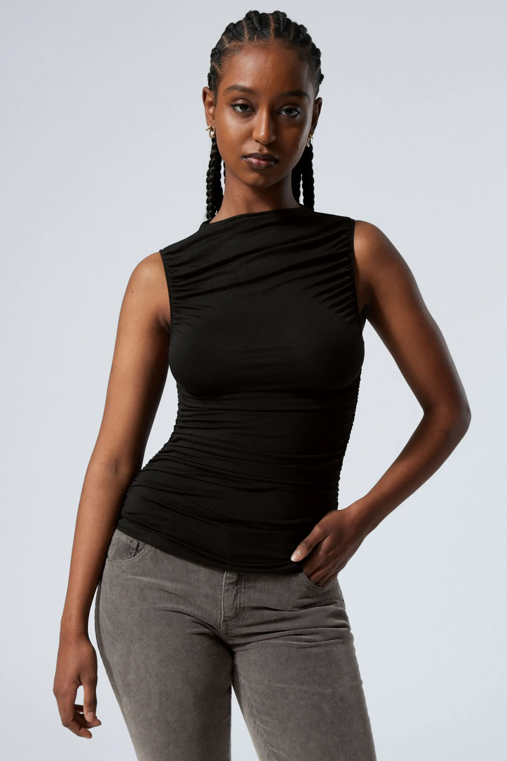 Weekday Toppar<DRAPERAD MOCK-NECK TOPP
