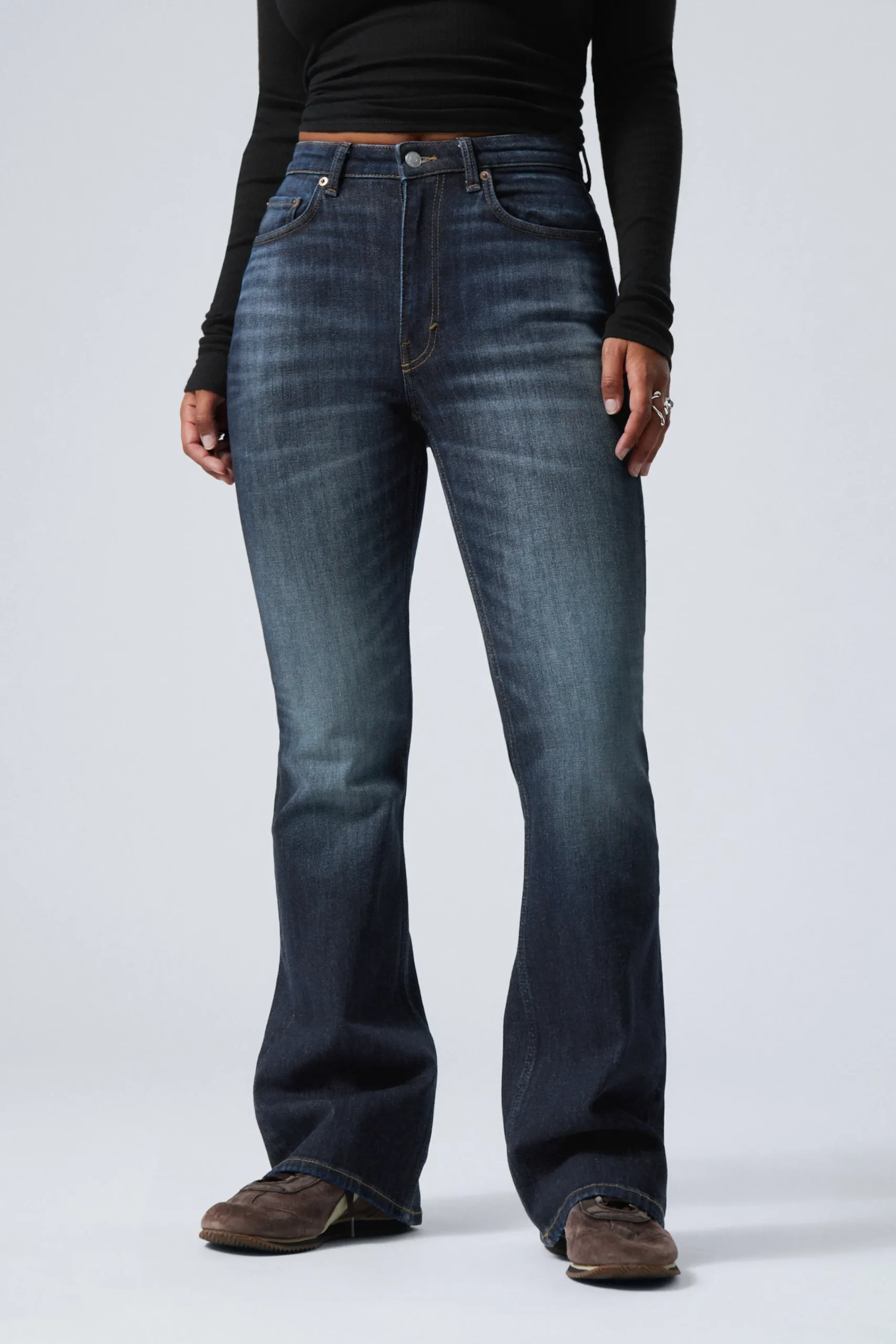 Weekday Jeans<GLOW CURVE HIGH WAIST REGULAR FLARED LEG JEANS
