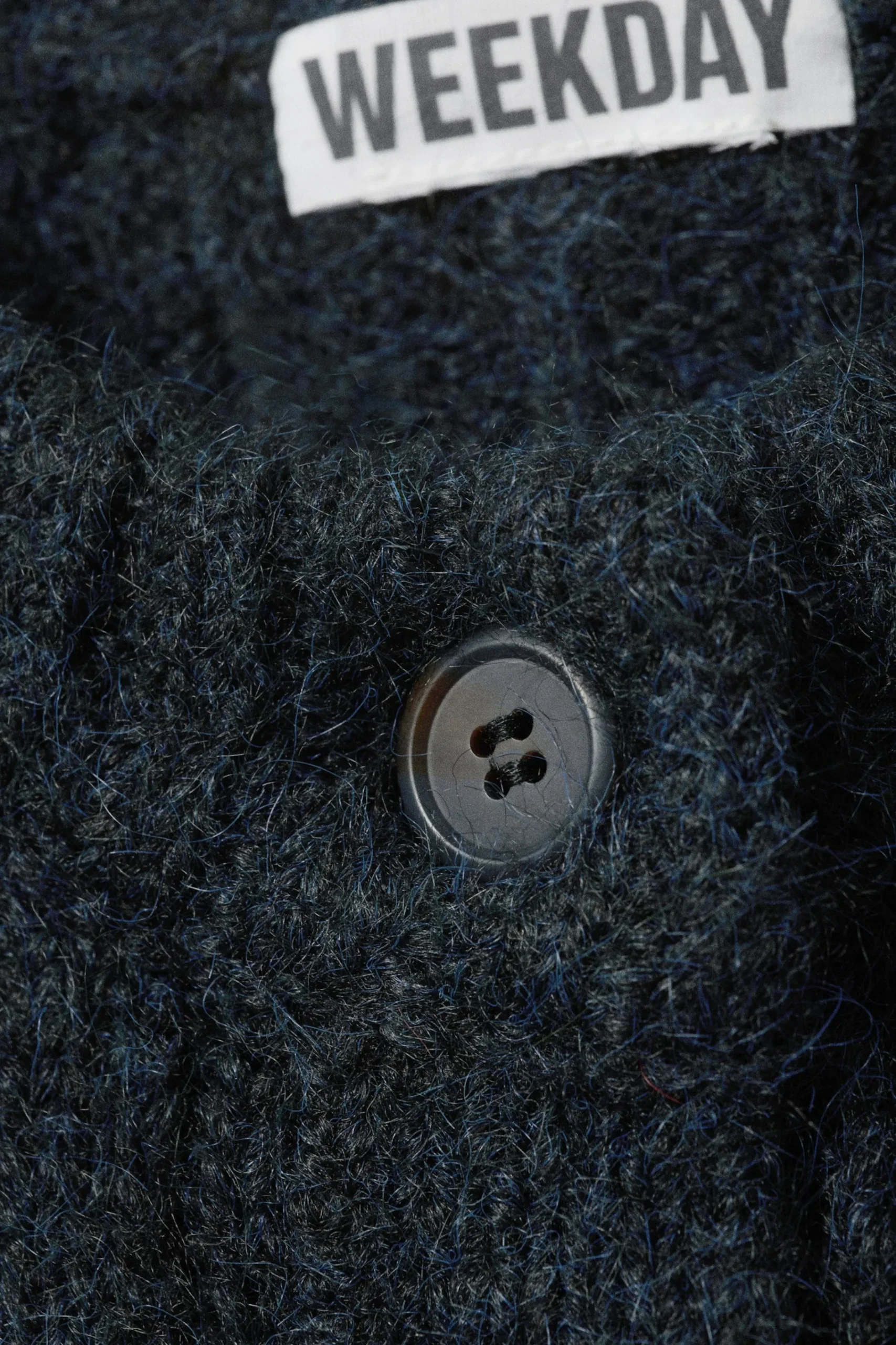 ledig_stickad_cardigan_3-1.webp Weekday Stickat<LEDIG STICKAD CARDIGAN