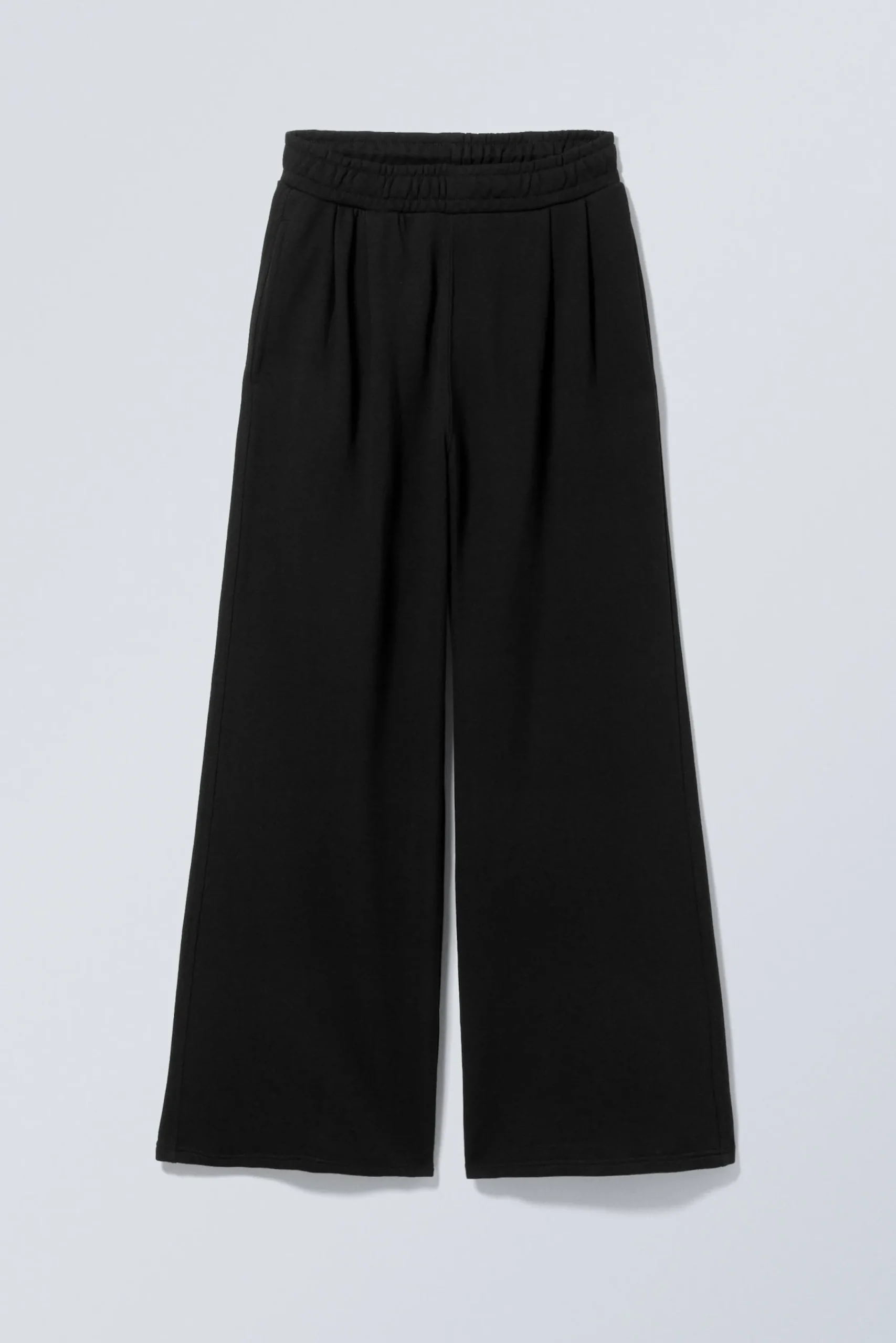 lediga_vida_kraftiga_sweatpants_2.webp Weekday Basplagg | Byxor<LEDIGA VIDA KRAFTIGA SWEATPANTS