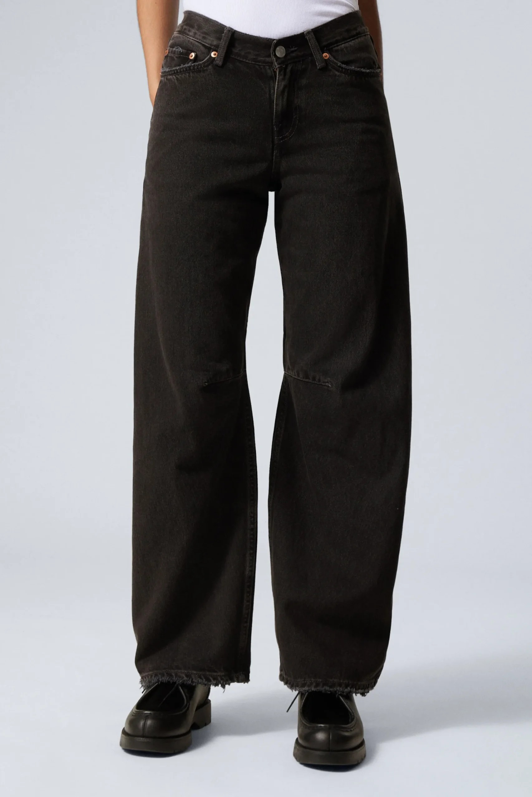 Weekday Jeans<LÅGMIDJADE LEDIGA VIDA JEANS