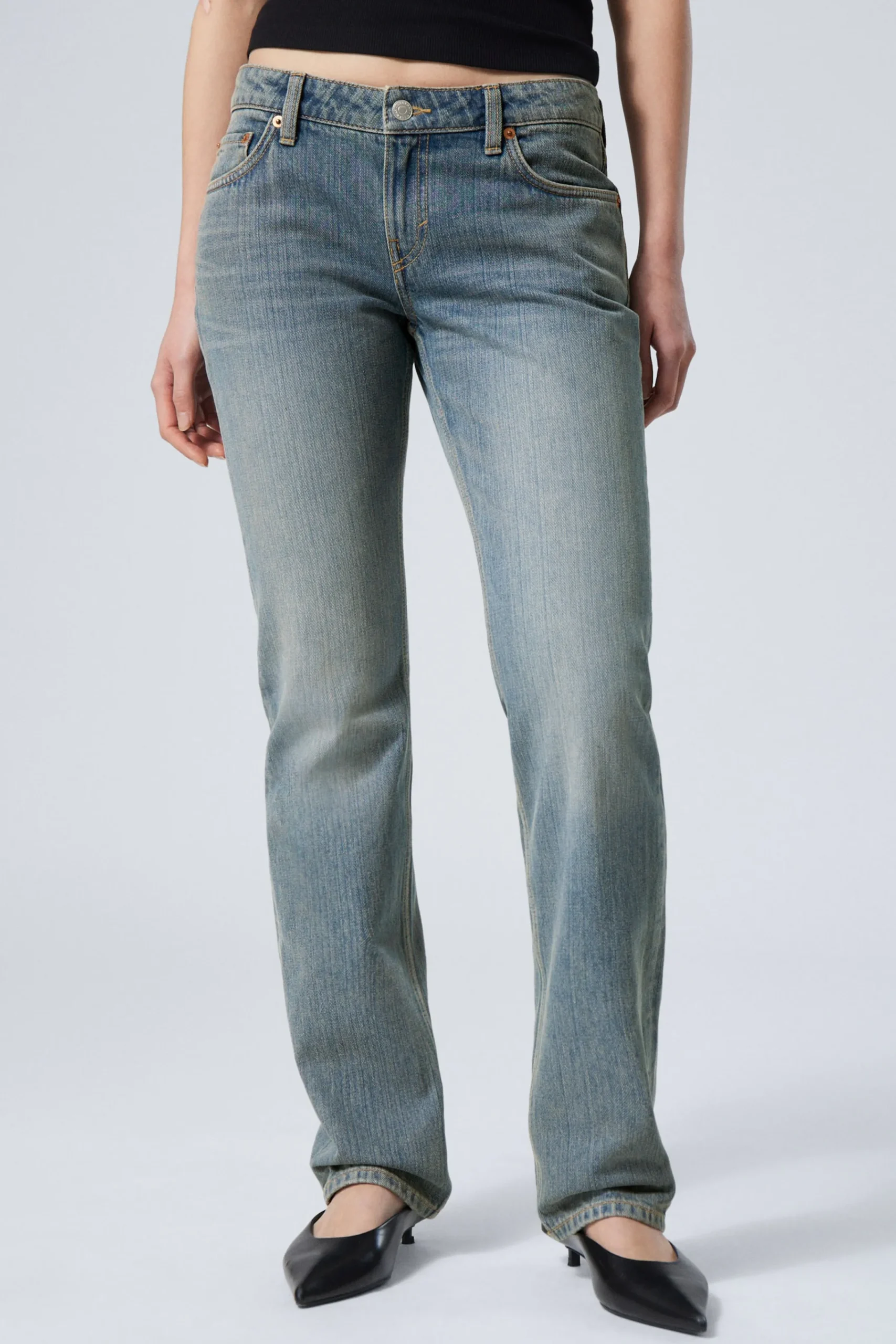 nail_low_waist_slim_straight_leg_jeans_1.webp Weekday Jeans<NAIL LOW WAIST SLIM STRAIGHT LEG JEANS