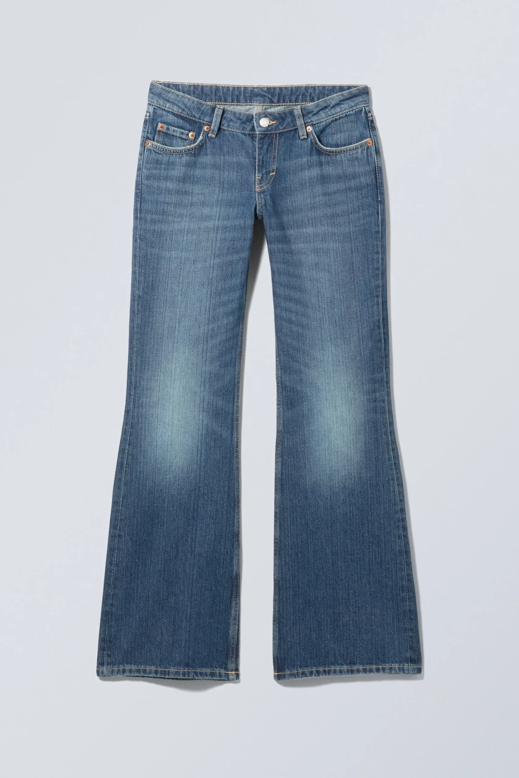 nova_low_waist_slim_bootcut_leg_jeans_1-1.webp Weekday Jeans<NOVA LOW WAIST SLIM BOOTCUT LEG JEANS