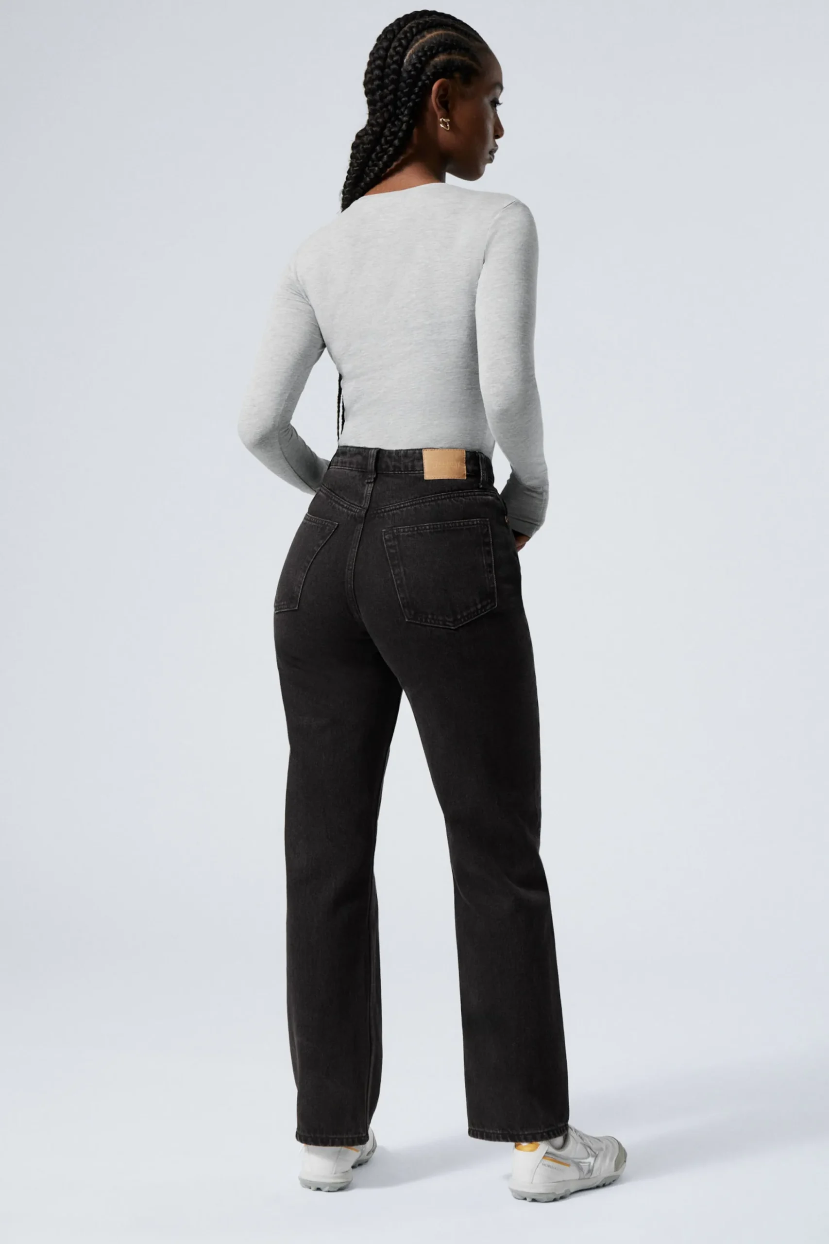 resolute_curve_high_waist_regular_straight_jeans_4-1.webp Weekday Jeans<RESOLUTE CURVE HIGH WAIST REGULAR STRAIGHT JEANS