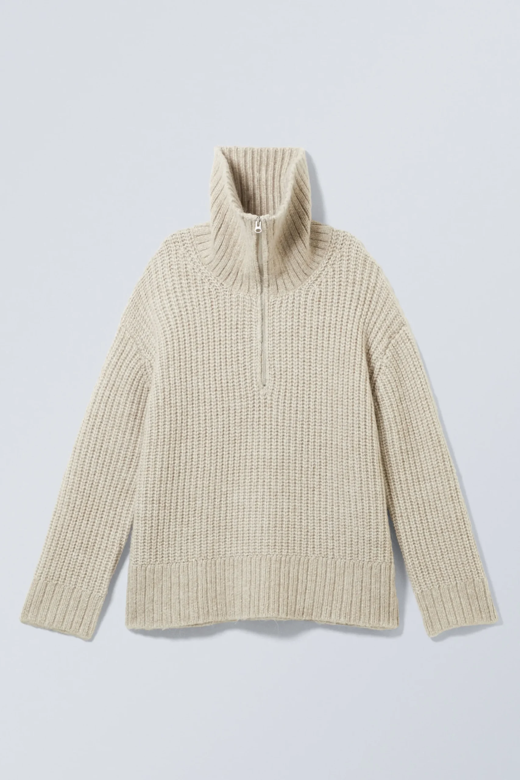 ribbstickad_turtleneck_med_dragkedja_2-1.webp Weekday Stickat<RIBBSTICKAD TURTLENECK MED DRAGKEDJA