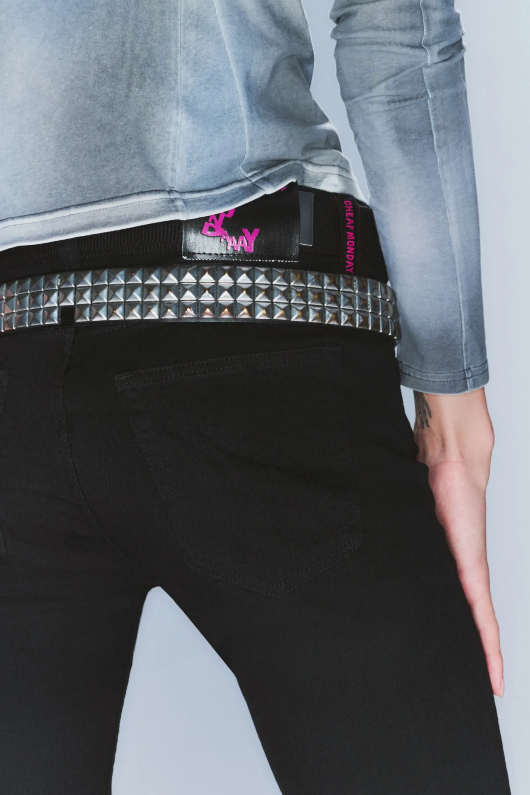 sleeze_low_waist_skinny_jeans_4-1.webp Weekday Jeans<SLEEZE LOW WAIST SKINNY JEANS