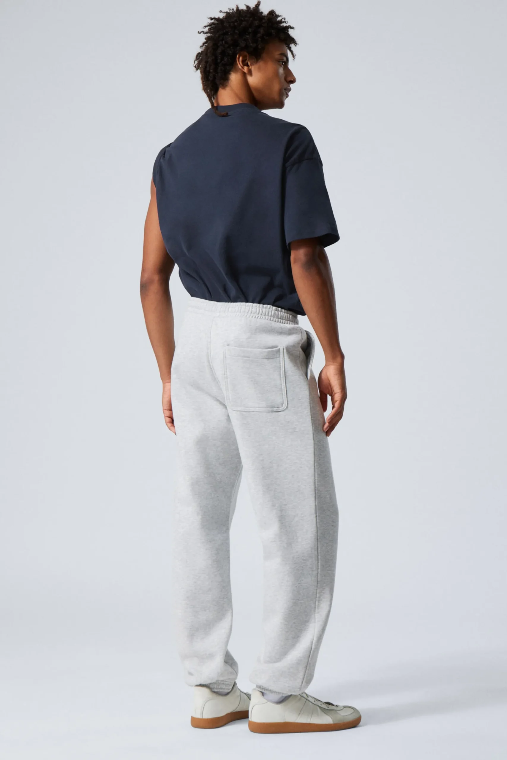 standard_sweatpants_2-1.webp Weekday Basplagg | Byxor<STANDARD SWEATPANTS